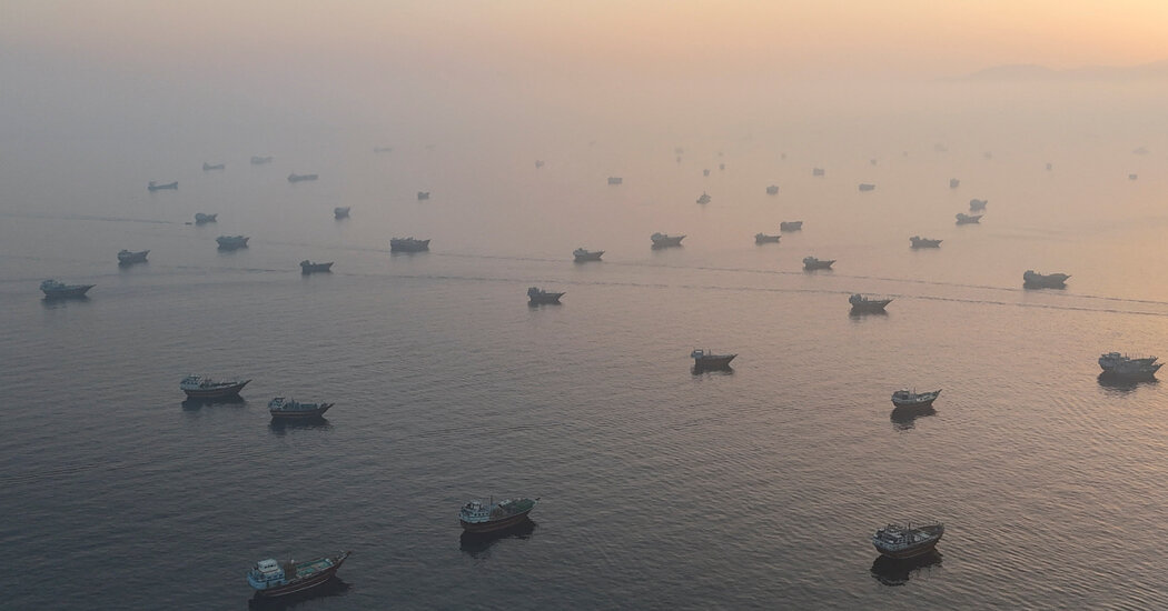 Shipping Firms, Awaiting Details, Are Cautious of U.S.-Iran Deal