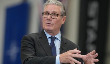 UK PM Takes Apparent Aim at JD Vance