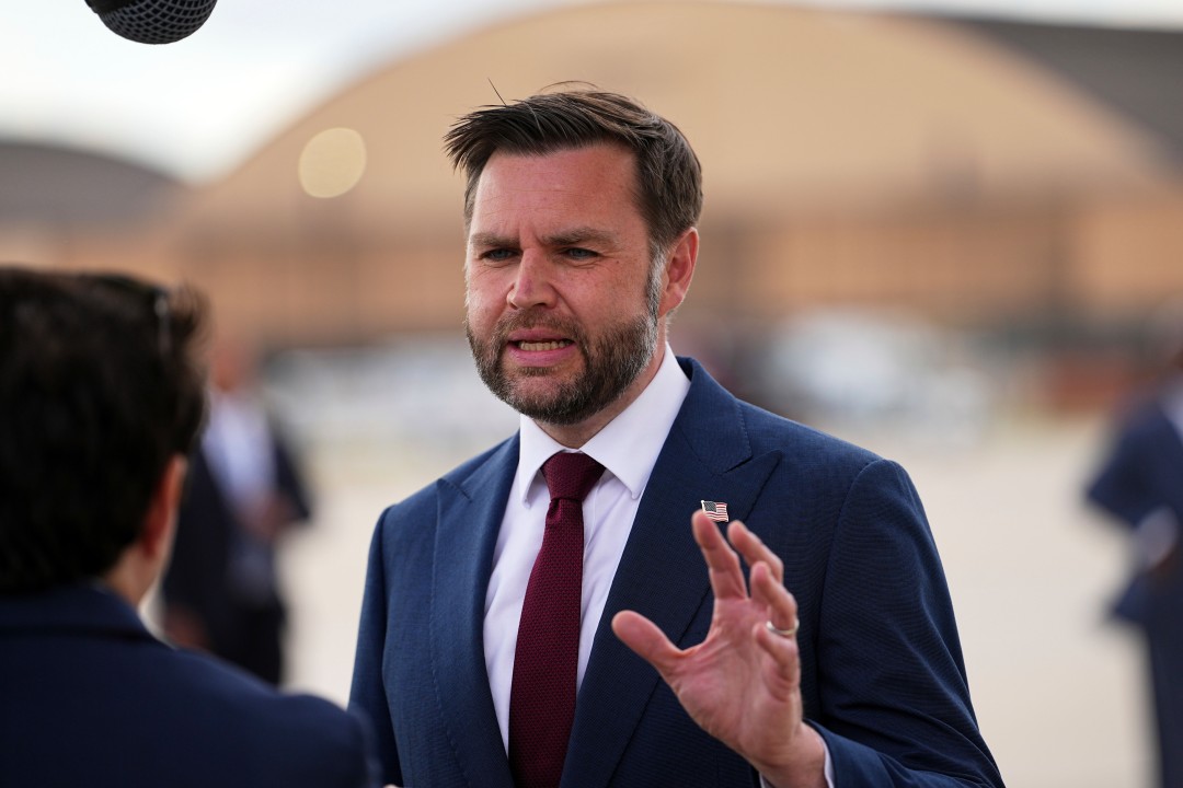 JD Vance Seeks DOJ Probe of Minnesota's Walz