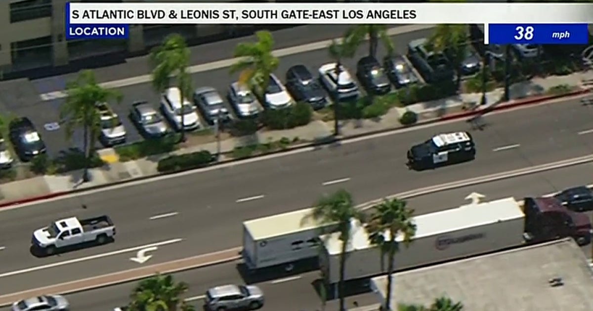LIVE: Police chase underway in Los Angeles County