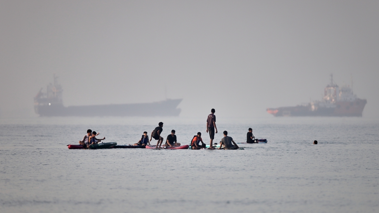 Air raid sirens in Bahrain as Iranian missiles and drones head for Gulf neighbors