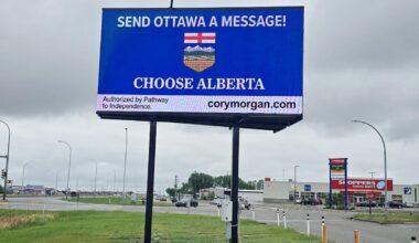 Alberta town orders removal of pro-separation billboard, calling it a 'nuisance'