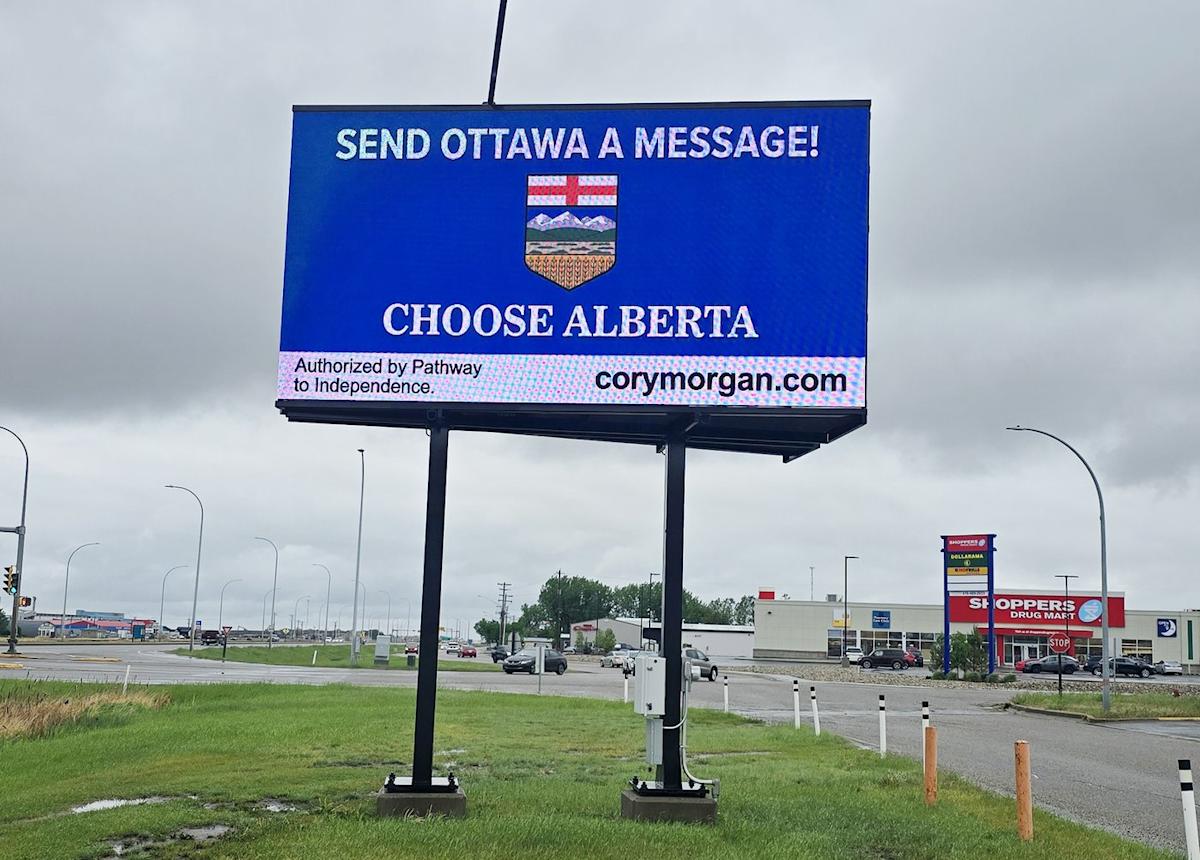 Alberta town orders removal of pro-separation billboard, calling it a 'nuisance'
