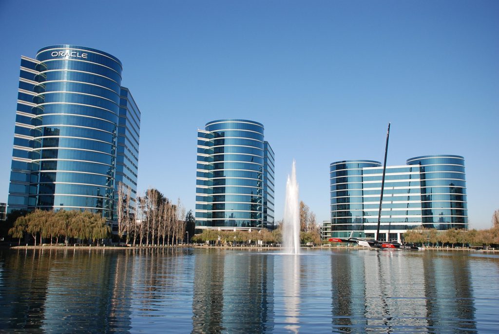 Oracle Just Showed Wall Street the AI Boom, Then Handed It The Bill