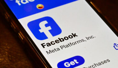 Facebook and Instagram Down: Users Report Logouts, Errors, Failures