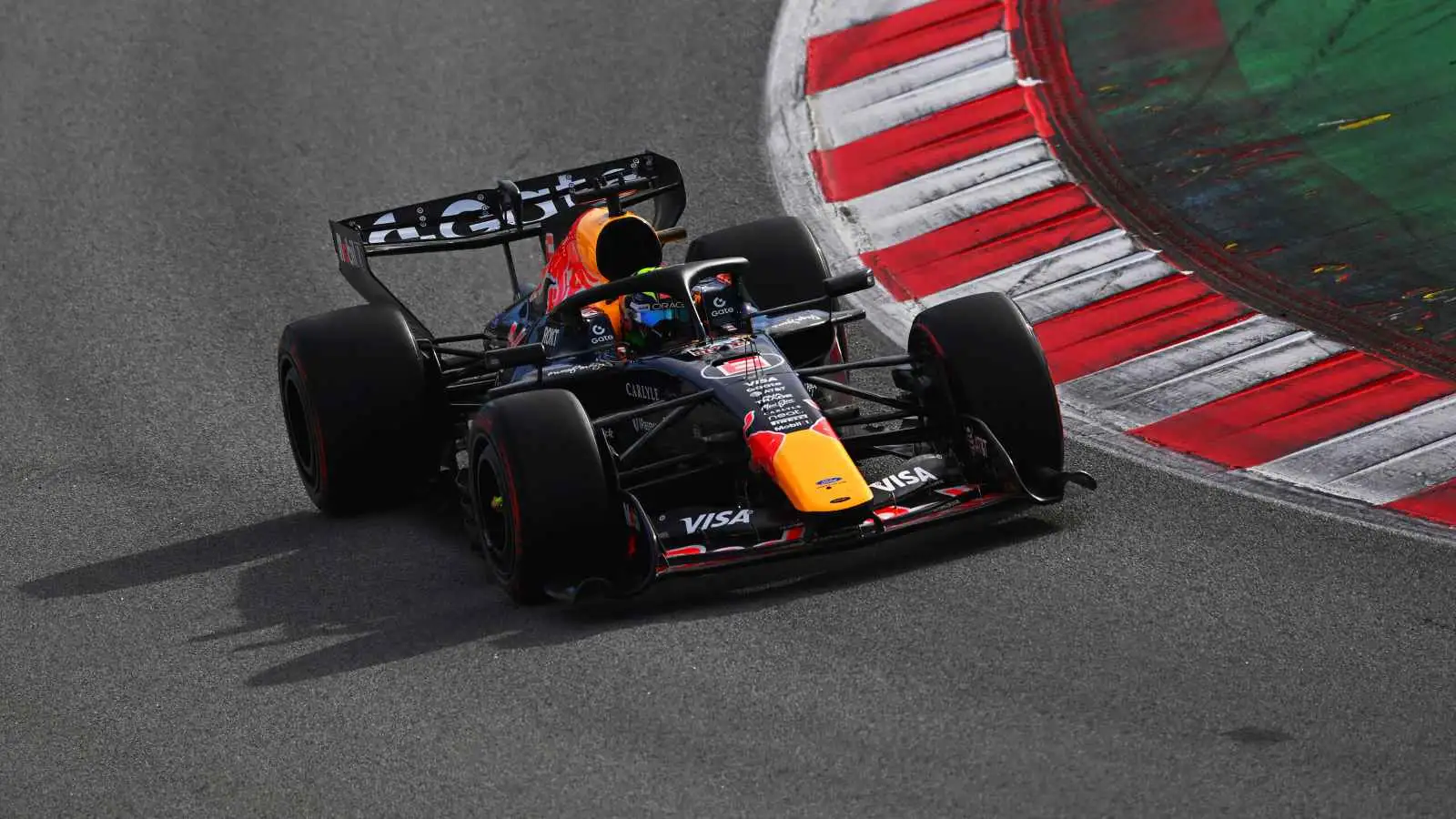 Barcelona Grand Prix live updates: Russell on pole as Hamilton makes front row