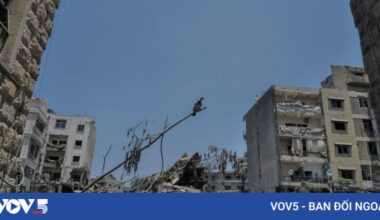 Israel continues airstrikes in Lebanon