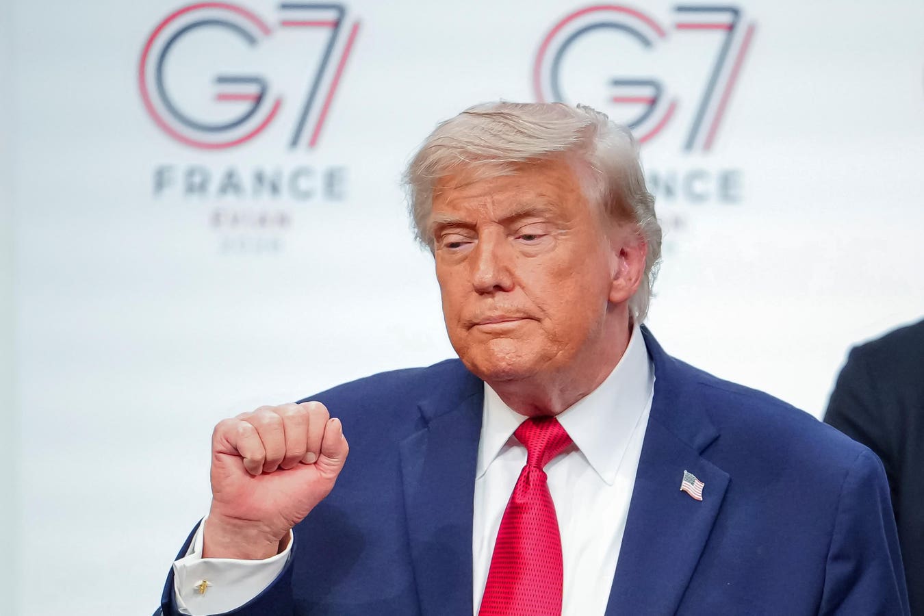 Trump Says Iran Deal Critics Are ‘Fools’ As He Touts ‘Record High’ Markets And ‘Tumbling’ Oil Prices