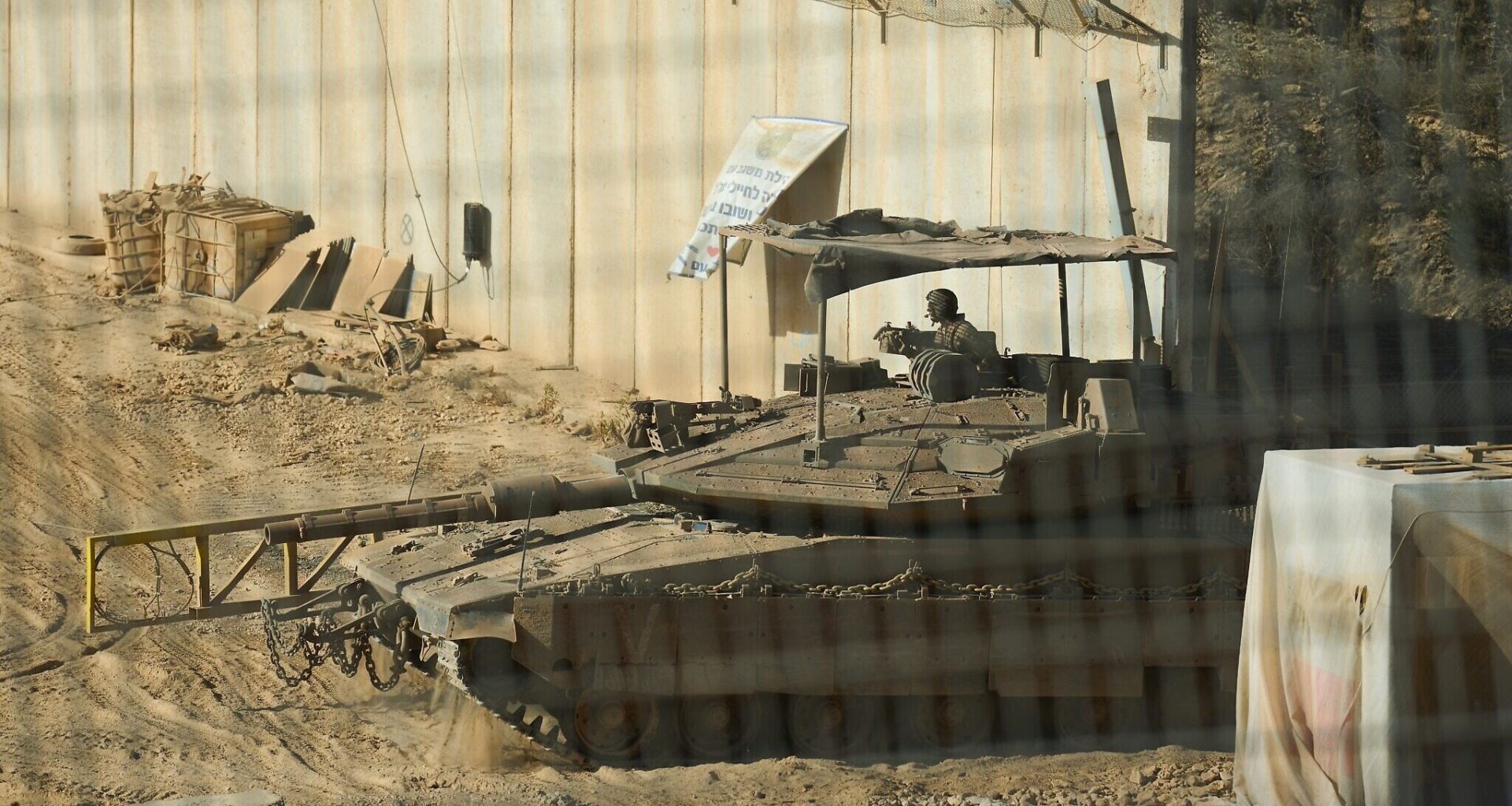 4 IDF soldiers injured in Lebanon clash with Hezbollah gunman, ahead of another day of talks