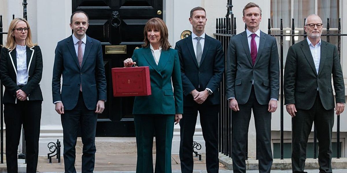 State pension: Labour admits knowing for a year millions of state pensioners were overcharged £43.5million by HMRC