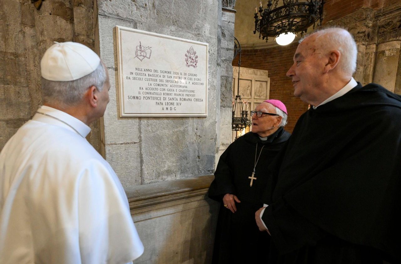 Pope in Pavia: "The city is both a gift and a task"