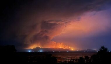 No homes burned, but evacuations remain in place as Eureka's Iron Fire grows