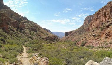 Several hikers dead apparently in connection with high temps at Grand Canyon