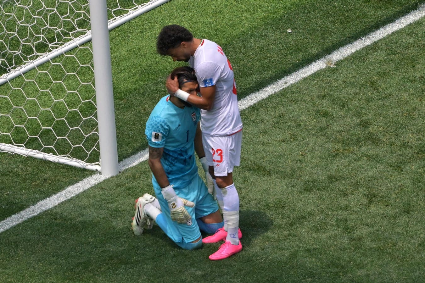 FIFA World Cup: Iranian Team Leave Thank You Note For Los Angeles After Holding Belgium To A Draw