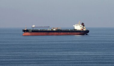 Oil prices fall as Strait of Hormuz shipping rises despite mine threat