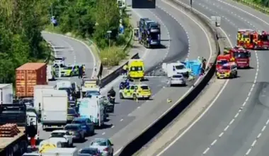 M25 traffic: Serious accident forces motorway closure as emergency services rush to scene