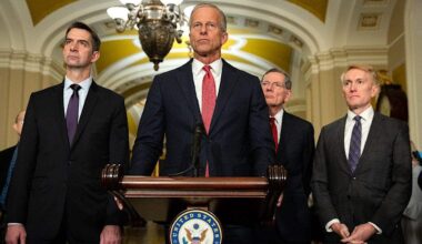 Senate rejects Democrats' Iran war powers resolution after Republicans flip