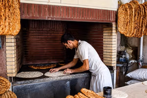 Tehran bread prices jump up to 100% in latest increase