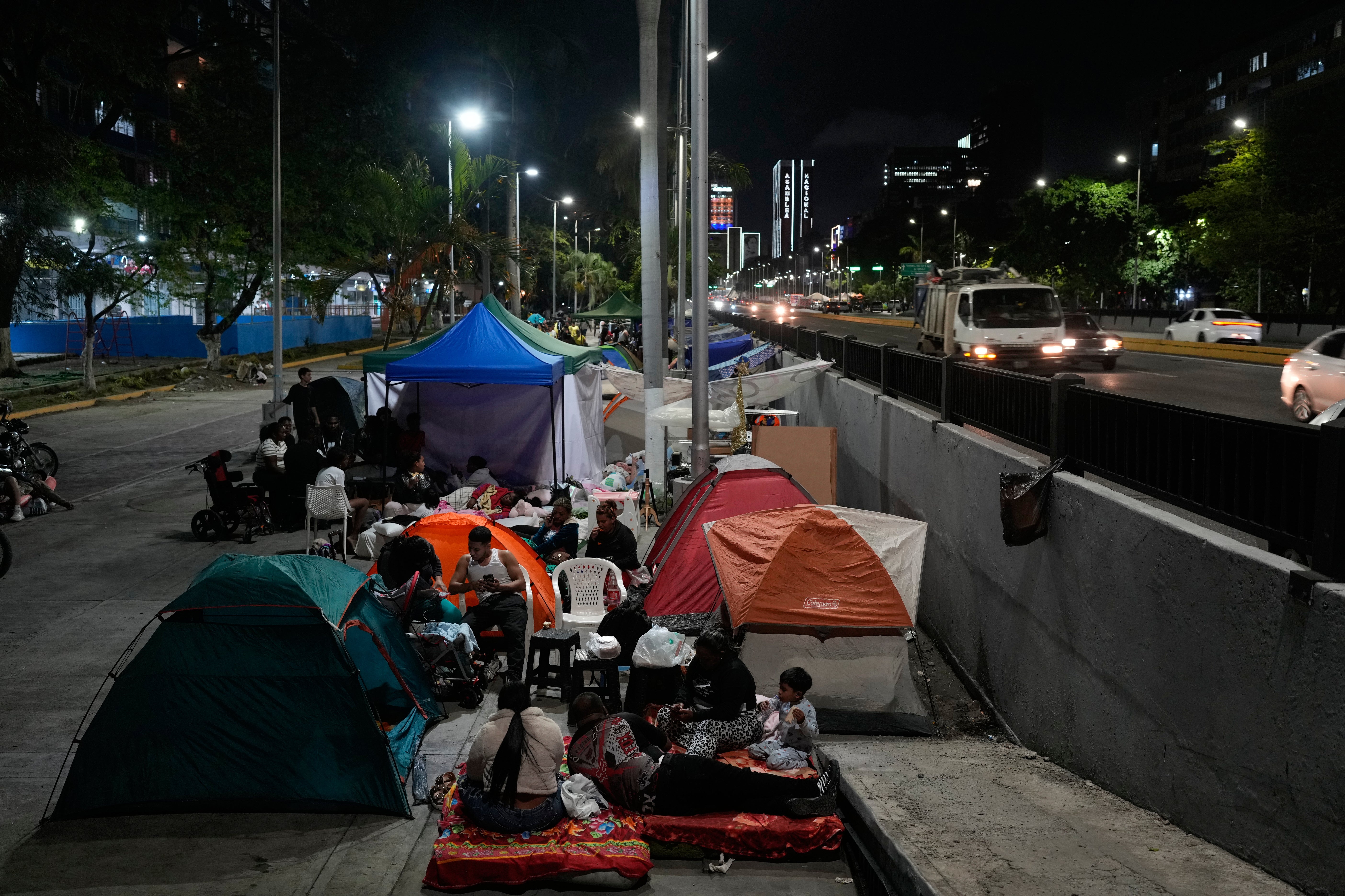 Thousands of Venezuelans have been made homeless by the earthquake