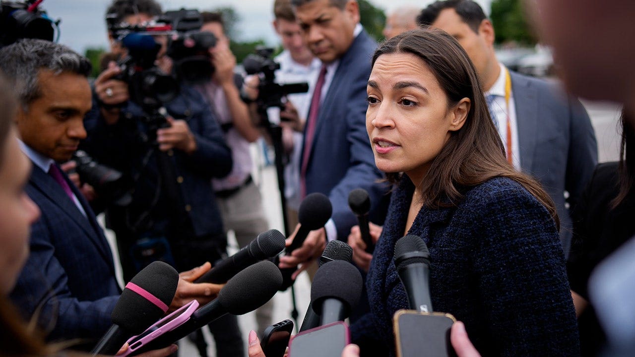 AOC says Congress should break up Apple amid looming price increases