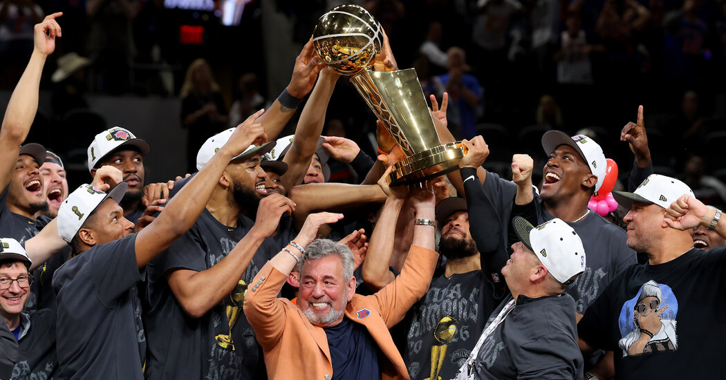 Knicks Accept a White House Invitation to Celebrate Title, Owner Says