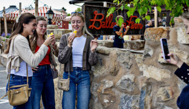 Hannah Neeleman’s Ballerina Farm Store Draws Crowds in Utah