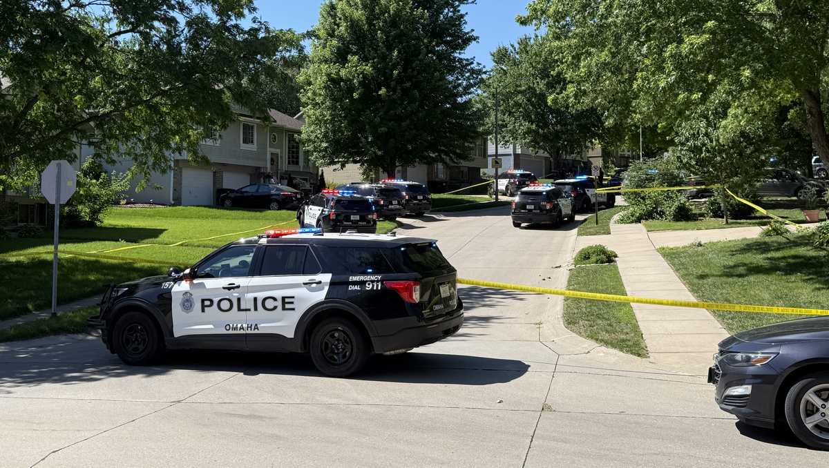 Omaha shooting leaves one dead and sends another to the hospital