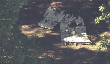 Police: Plane crashes near homes in Bowie, 3 dead