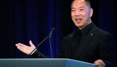 Chinese billionaire Guo Wengui gets 30 years in US prison for huge fraud | Courts News