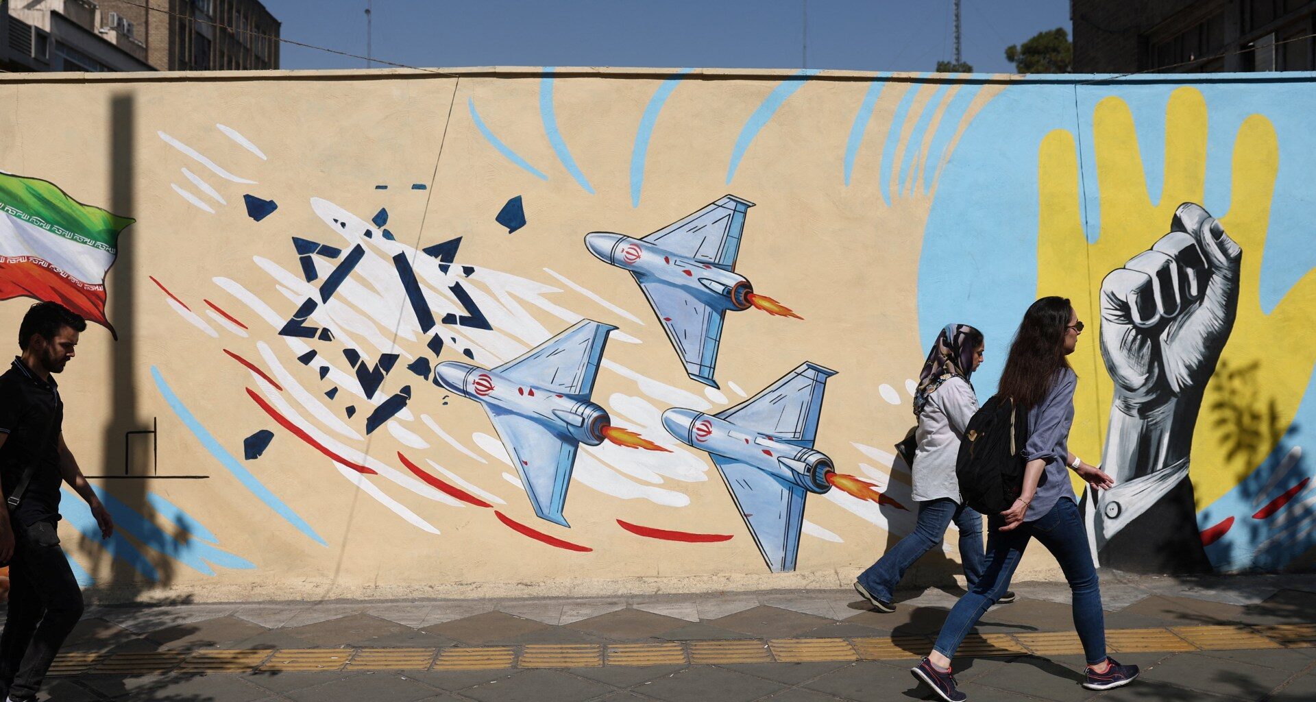 Iran war day 103: US strikes after helicopter shot down, Tehran hits back | US-Israel war on Iran News