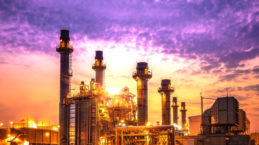 Ukraine’s New Refinery Tactic Is Fueling Russia’s Gasoline Crisis