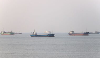 Live updates: Iran war, Strait of Hormuz traffic increasing, Israel-Lebanon talks to begin