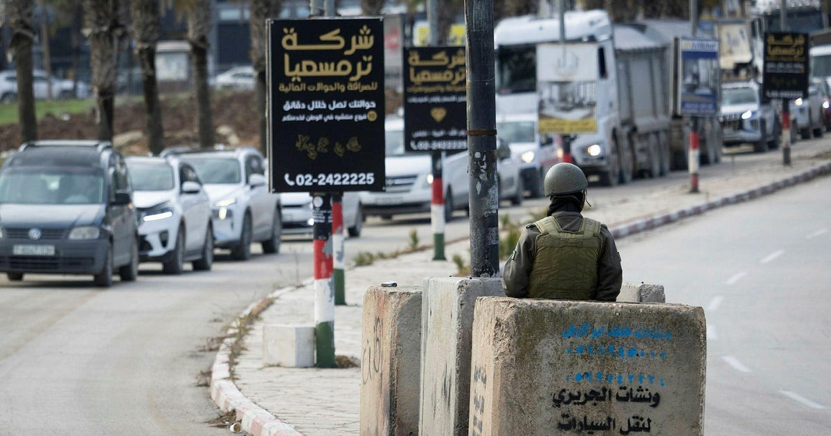 IDF Imposing Unauthorized Roadblocks in West Bank, Top Legal Advisor Warns