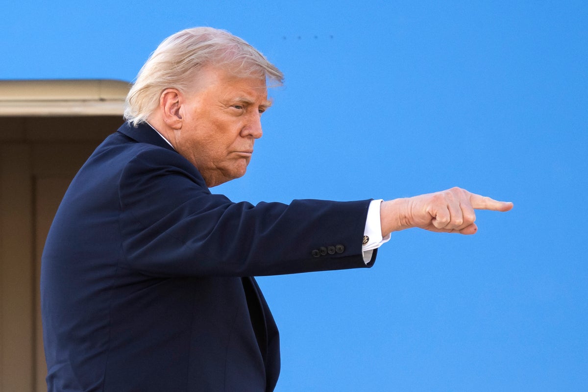 Trump threatens to pull unemployment benefits from all states for the first time in history