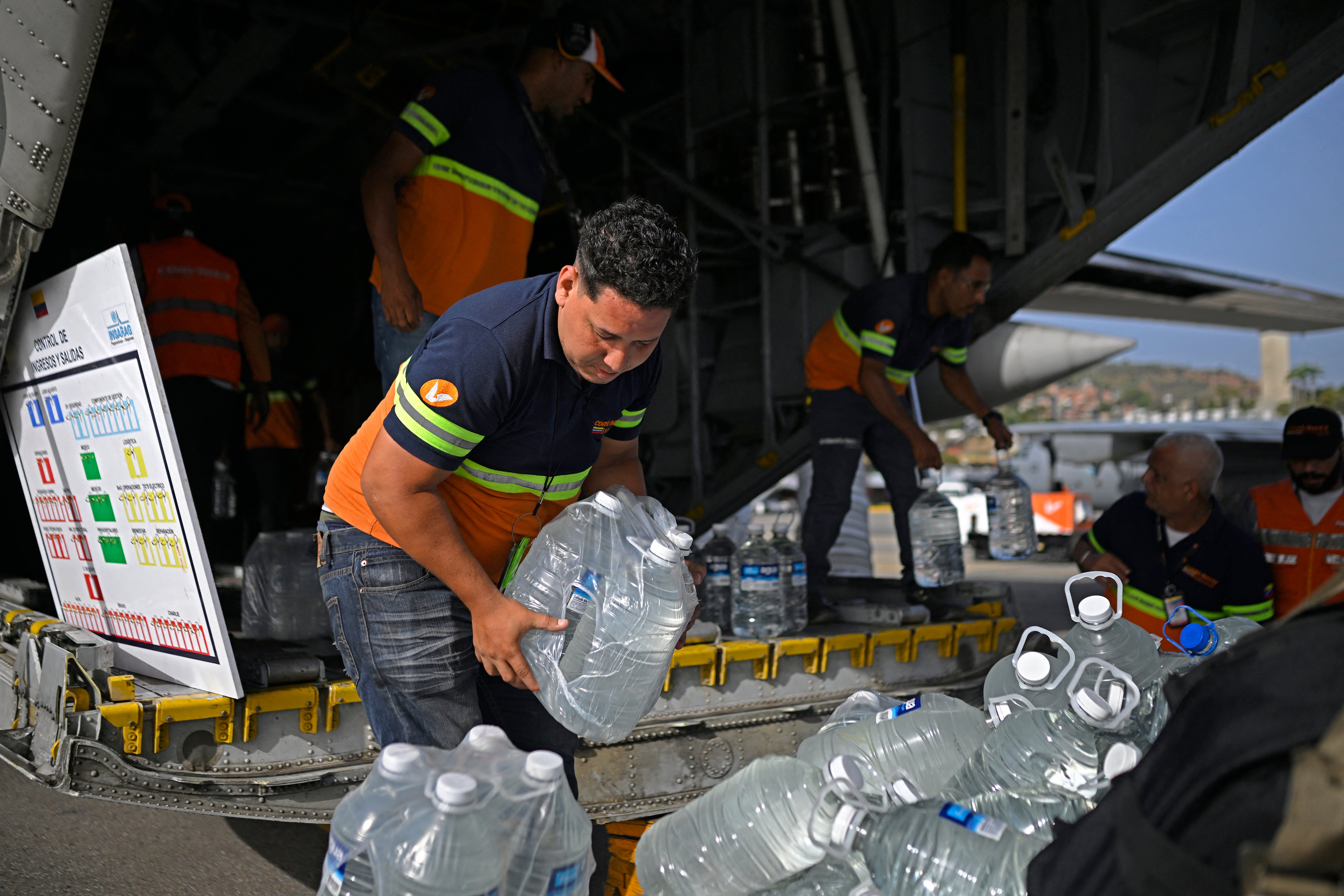 Countries worldwide have rushed to support Venezuela after a devastating double earthquake left hundreds dead