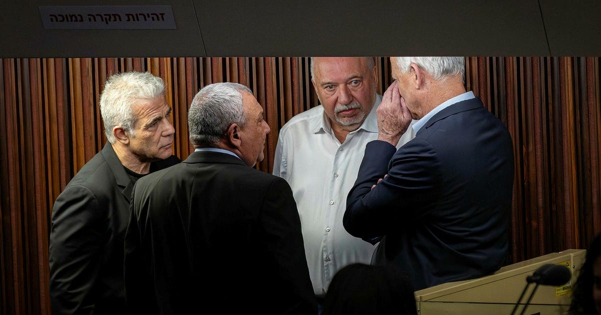 Instead of Realistic Discussion on the Iran Deal, Israel's Opposition Peddles a Magic Solution