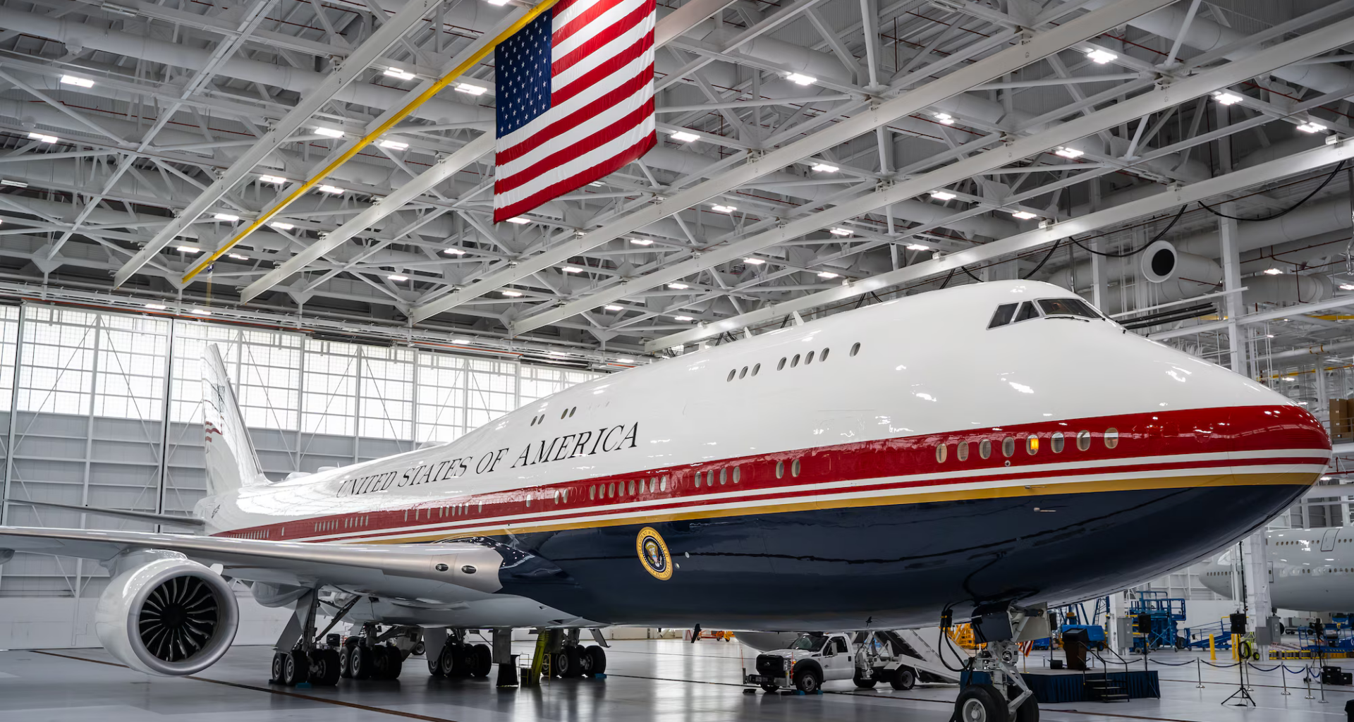 VC-25B Bridge aircraft arrives at Joint Base Andrews, begins commissioning flights > Air Force > Article Display
