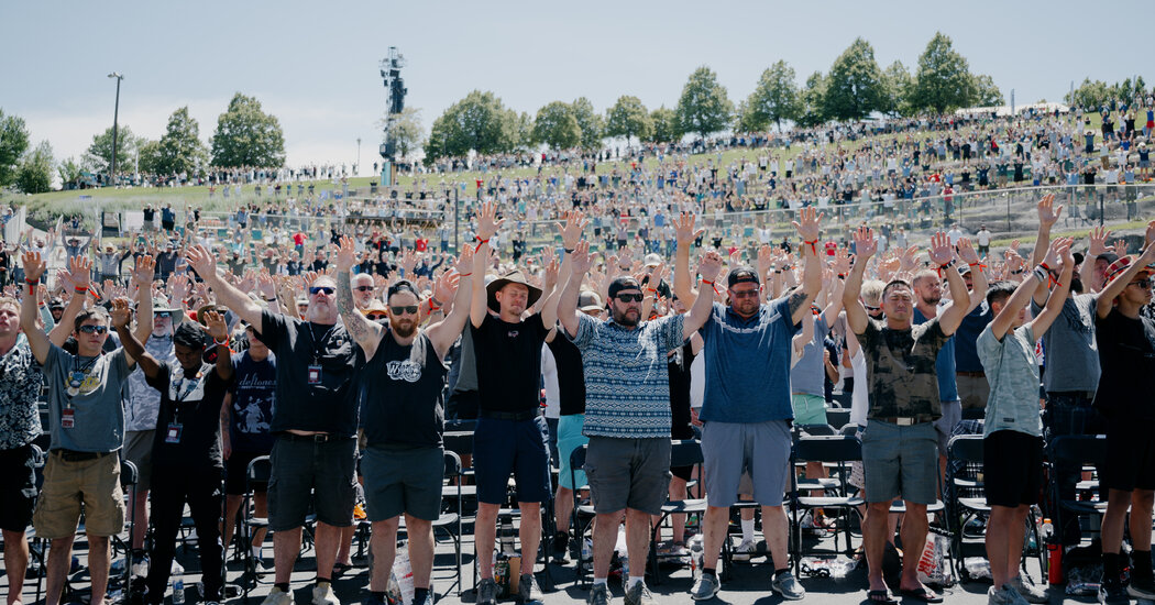 Freedom Con: Thousands of Men Gather for Christianity and Feats of Strength