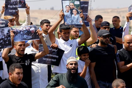 Residents of Rahat protesting against the war in Gaza, last year. Credit: Ilan Assayag Residents of Rahat protesting against the war in Gaza, last year.