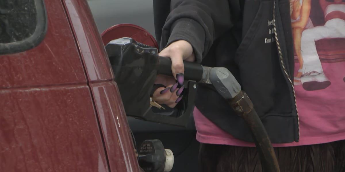 Expert says Nebraska households paying up to $150 more a month on gas amid war with Iran