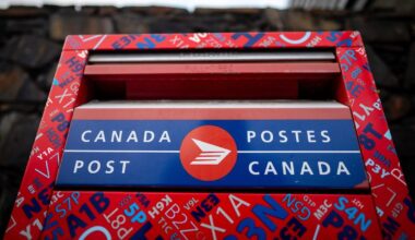 Canada Post to end home delivery for 500,000 homes