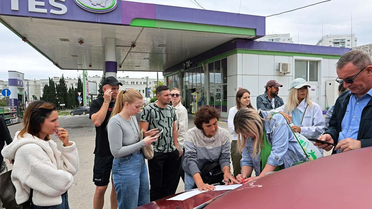 Russia's fuel crisis intensifies as Ukraine steps up strikes on occupied territories