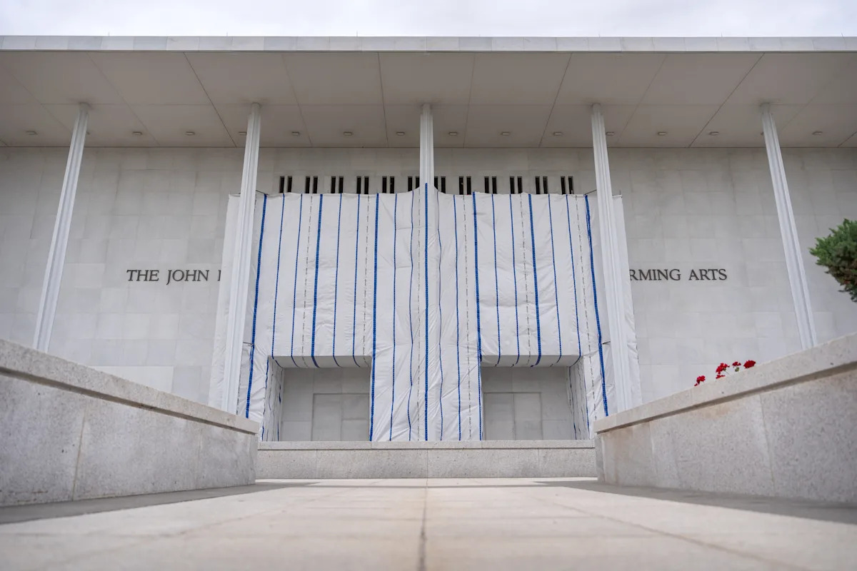 Kennedy Center says it isn't required to reschedule shows after judge blocks 2-year closure