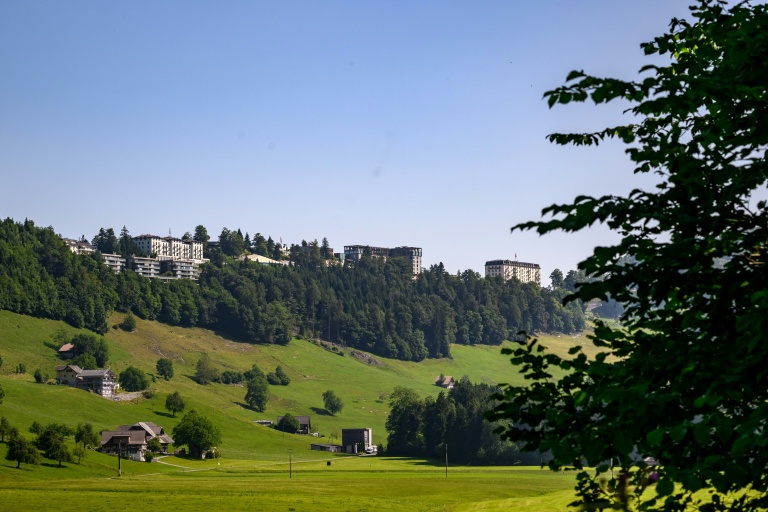 Diplomats hold US-Iran preparatory discussions at Swiss retreat