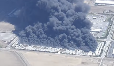 Massive fire hits Medline Industries distribution facility in Tracy; warehouses evacuated