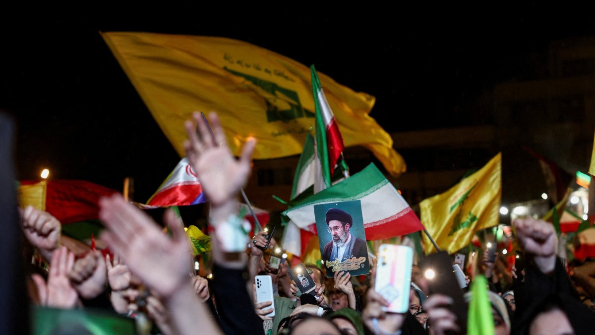 Israel strikes Iran after missile barrage, risks wider regional war