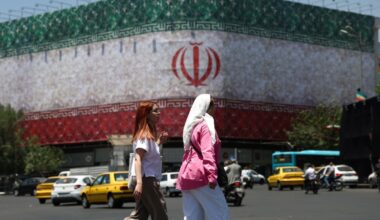 Qatari Officials Arrive In Tehran As Top Iranian Official Casts Doubt Over Deal With US