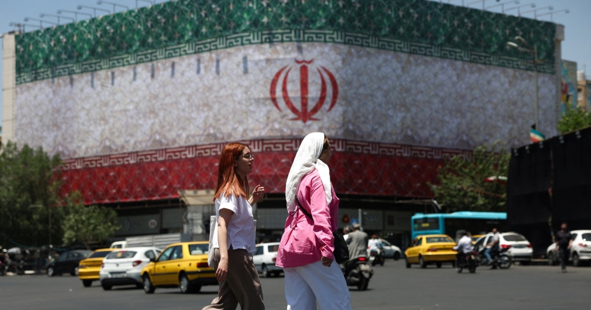 Qatari Officials Arrive In Tehran As Top Iranian Official Casts Doubt Over Deal With US