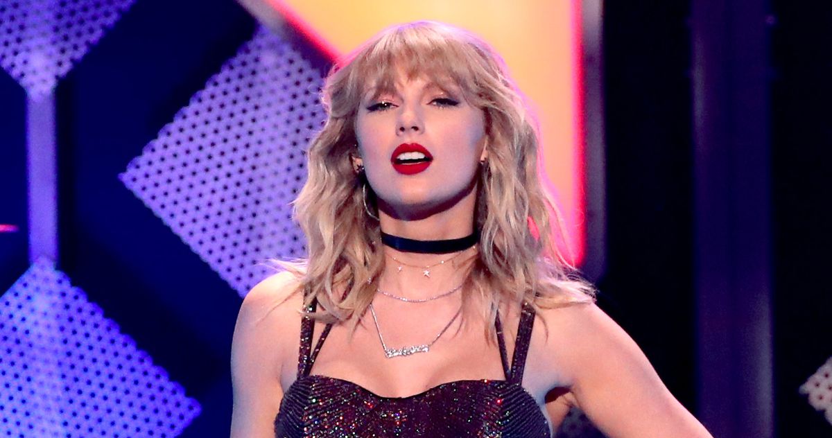 Are Taylor Swift & Travis Kelce Getting Married at MSG?