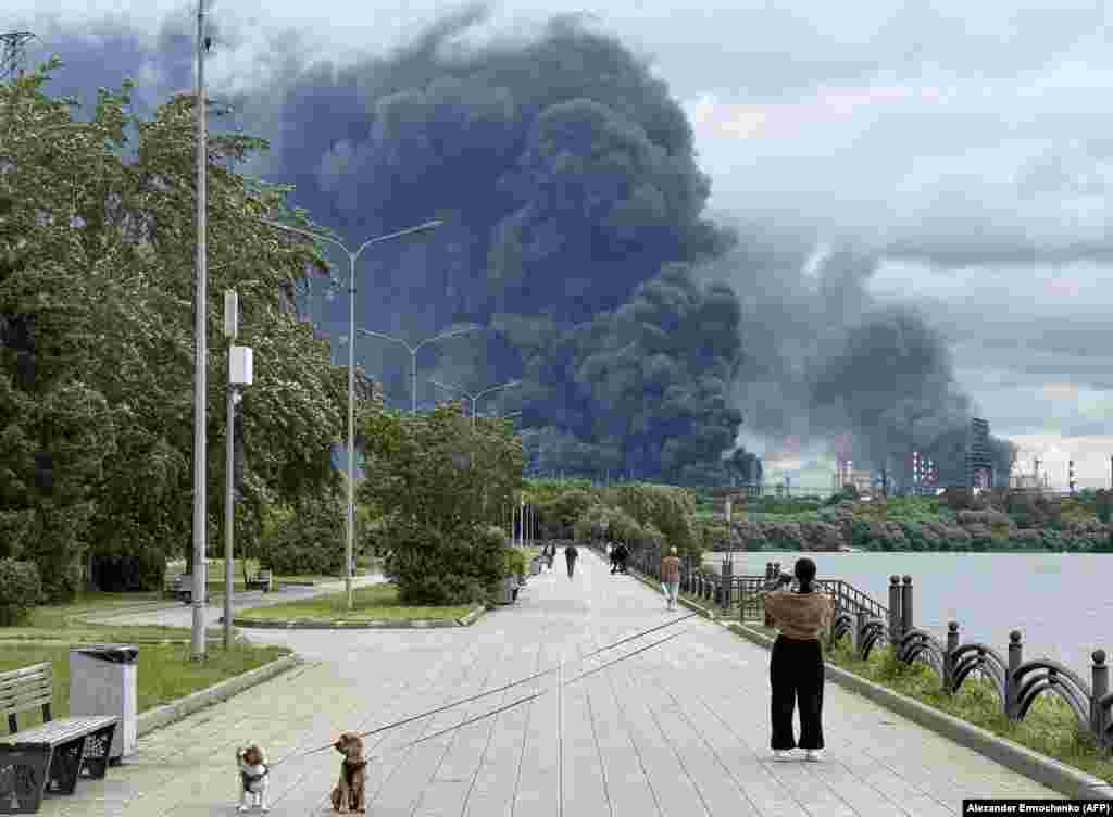 Smoke rises from the Moscow Oil Refinery following a Ukrainian drone attack on June 18.<br><br>The strike came as fuel shortages have spread from the Russian-occupied areas of Crimea and Donetsk in Ukraine into Russia in recent days.<br>